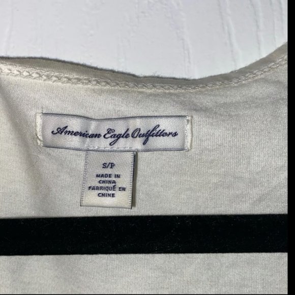 Size Small American Eagle Outfitters White Blouse, office/business shirt top - Picture 5 of 5